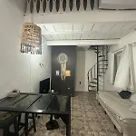 Flat 01